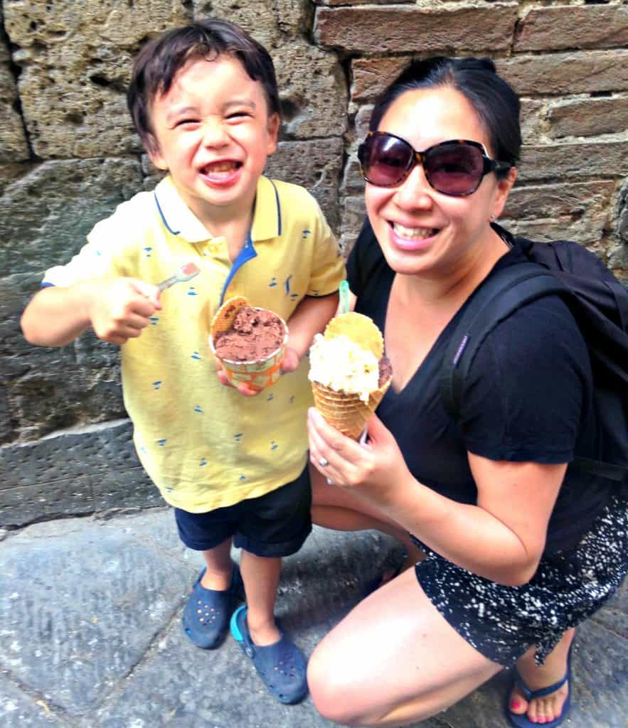 Eight Tips For Travelling When Pregnant