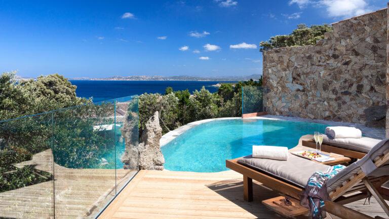 Resort valle dell erica thalasso and spa - swimming pool - My Travel Monkey