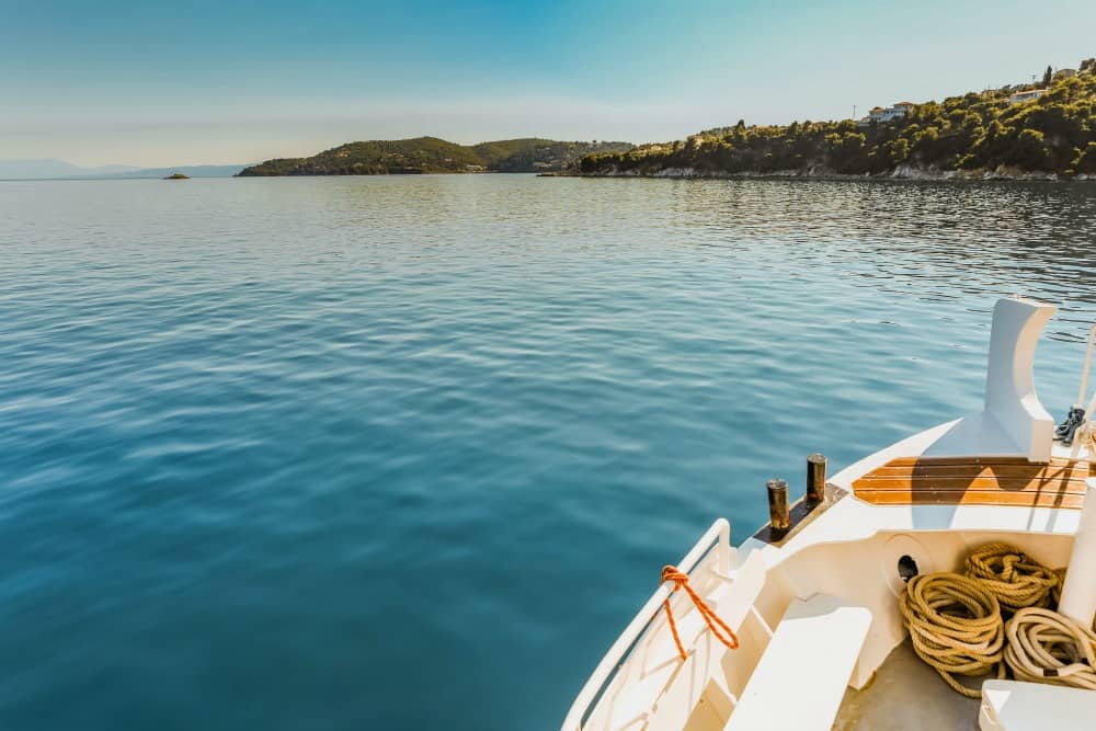 The Most Amazing Places To Go Sailing In Greece | My Travel Monkey