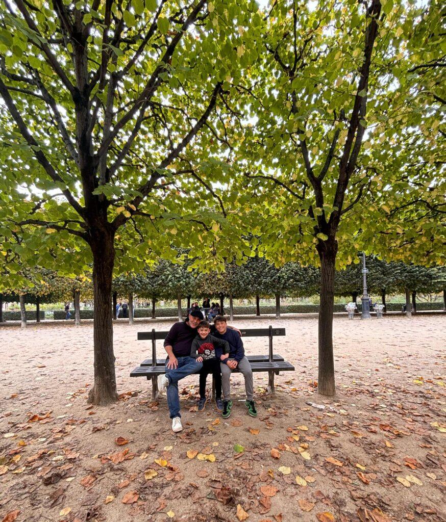 Family in Paris - guide to Paris with kids - My Travel Monkey