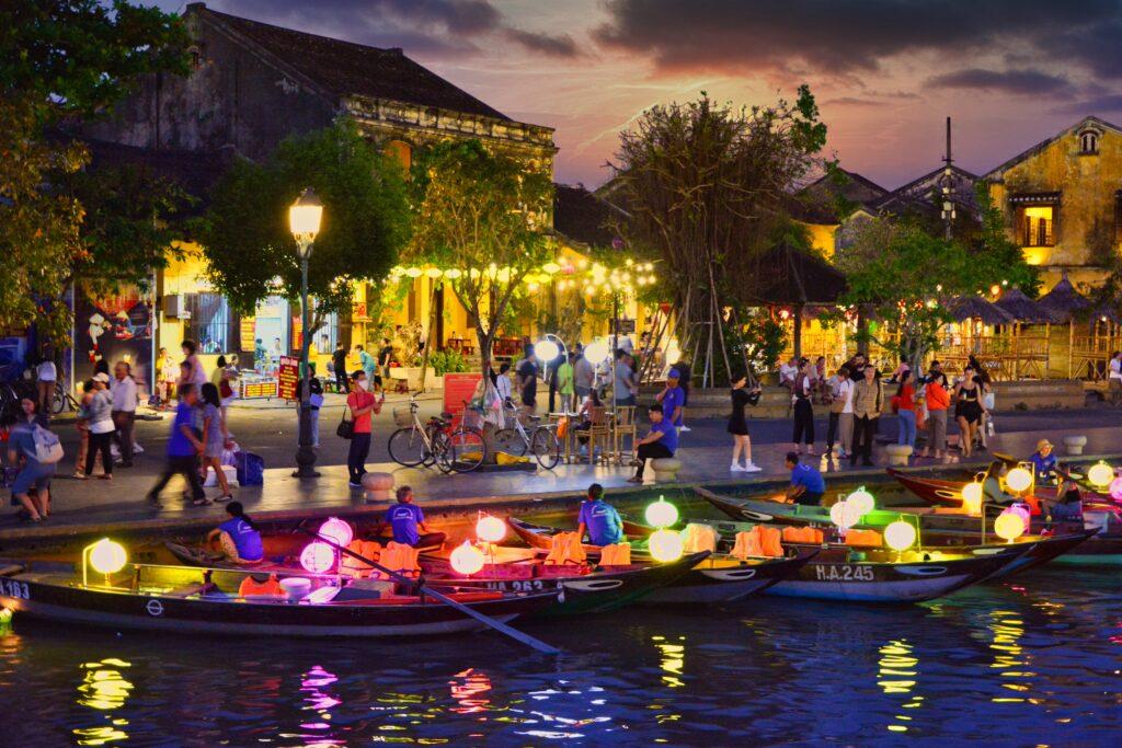 Releasing lanterns-Hoi An-my travel monkey