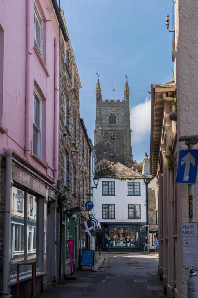 Fowey street-Cornwall-My Travel Monkey