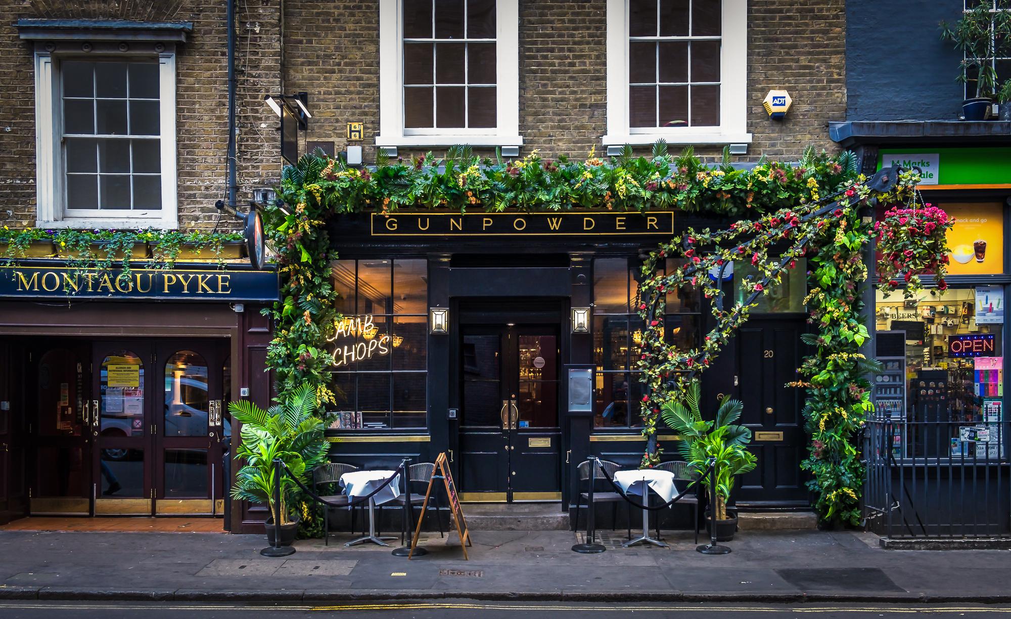 London pub-Where to eat in London-My Travel Monkey
